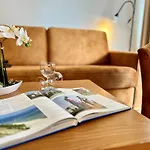 614, Seepark Apartment